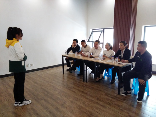 用優(yōu)質(zhì)服務(wù) 建設文明景區