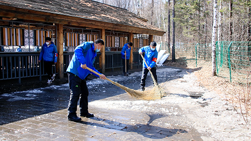 “春風(fēng)起 不揚(yáng)塵” 景區(qū)運(yùn)營在行動